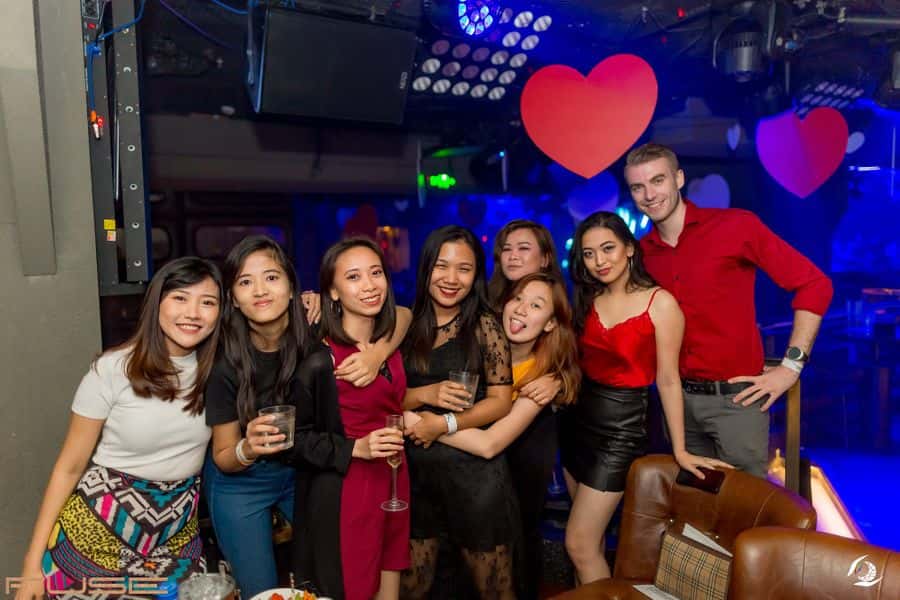 Famous dating sites in Rangoon