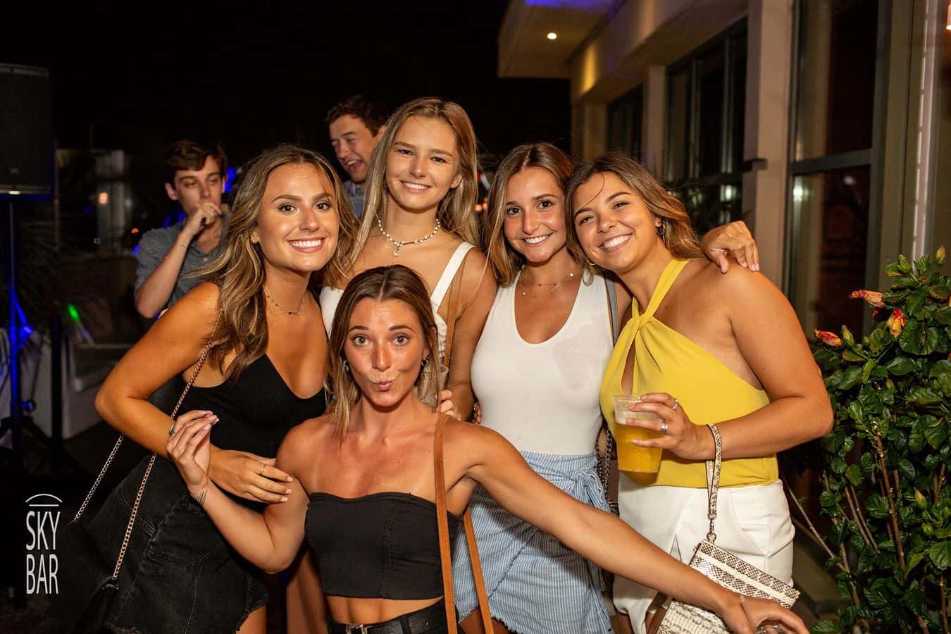 How to Date Girls in Virginia Beach Where to Find Love and Relationship