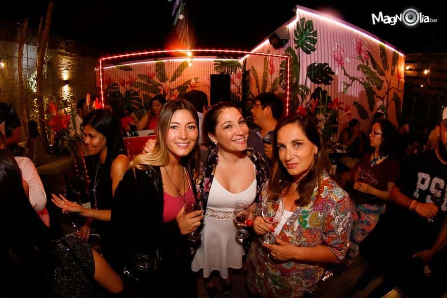 How to Date Girls in Chile - Where to Find Love and Relationship