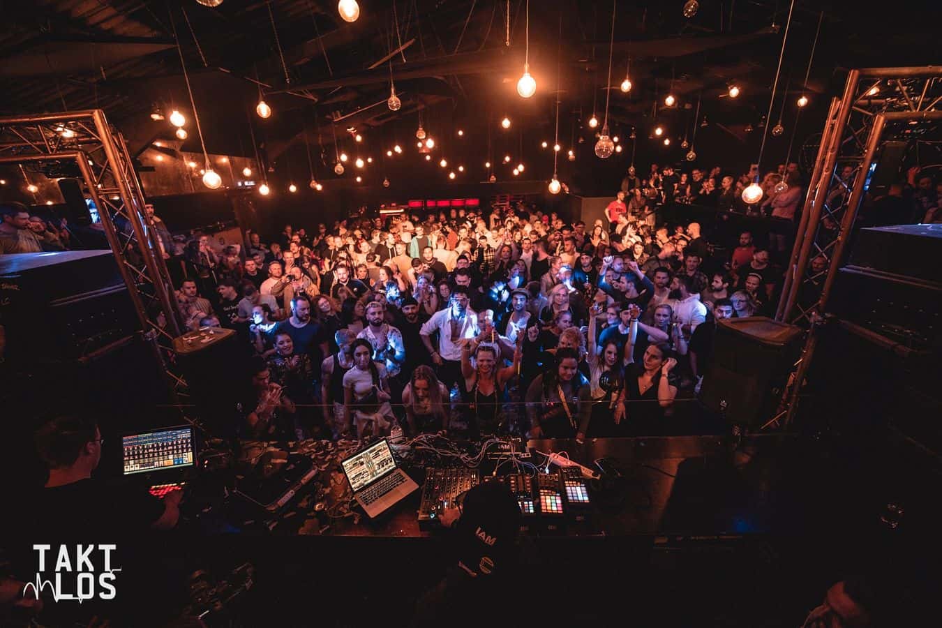 How to Date Girls in Essen Where to Find Love and Relationship