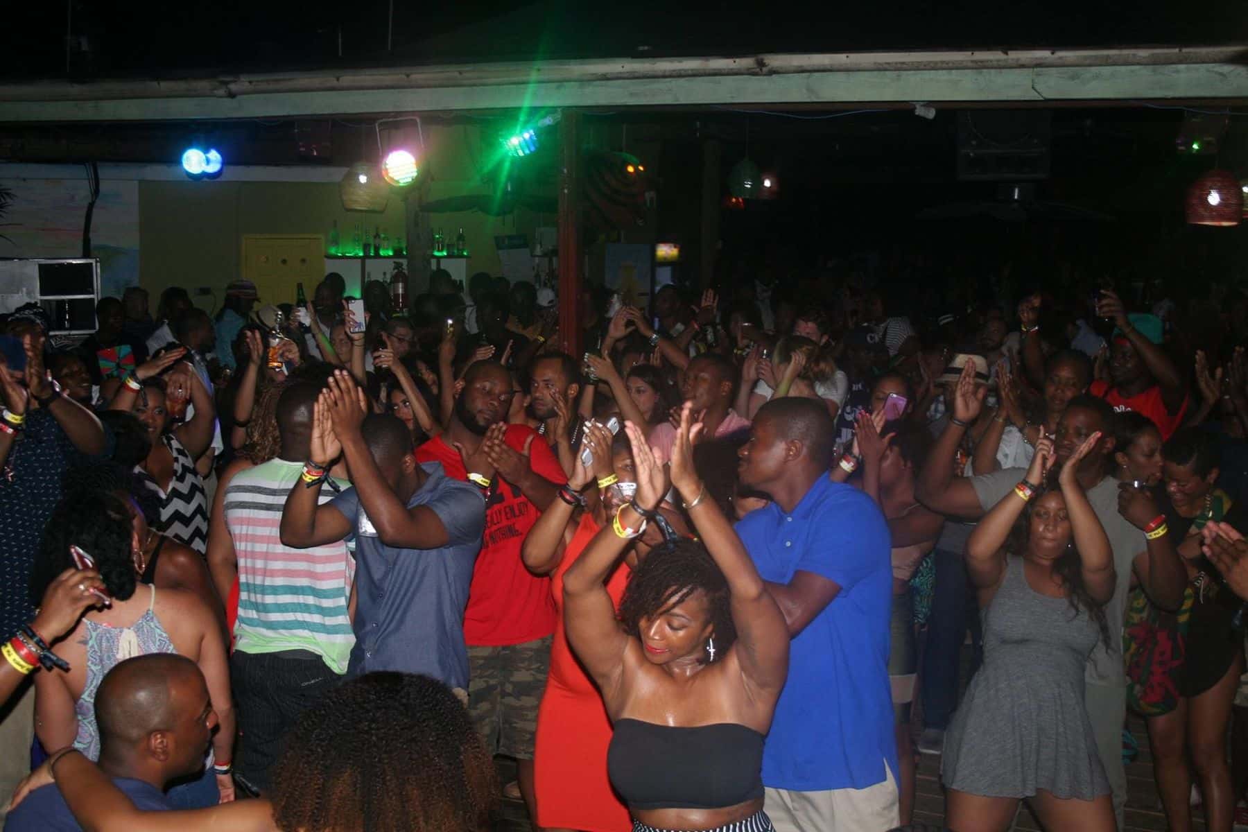 How to Date Girls in Montego Bay Where to Find Love and Relationship