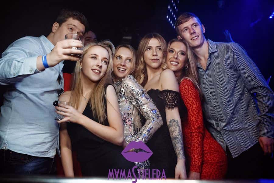 Girls having sex with a girl in Minsk