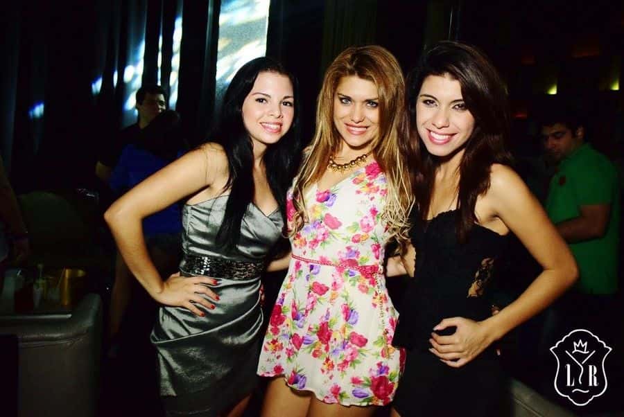 How to Date Girls in Asunción - Where to Find Love and Relationship